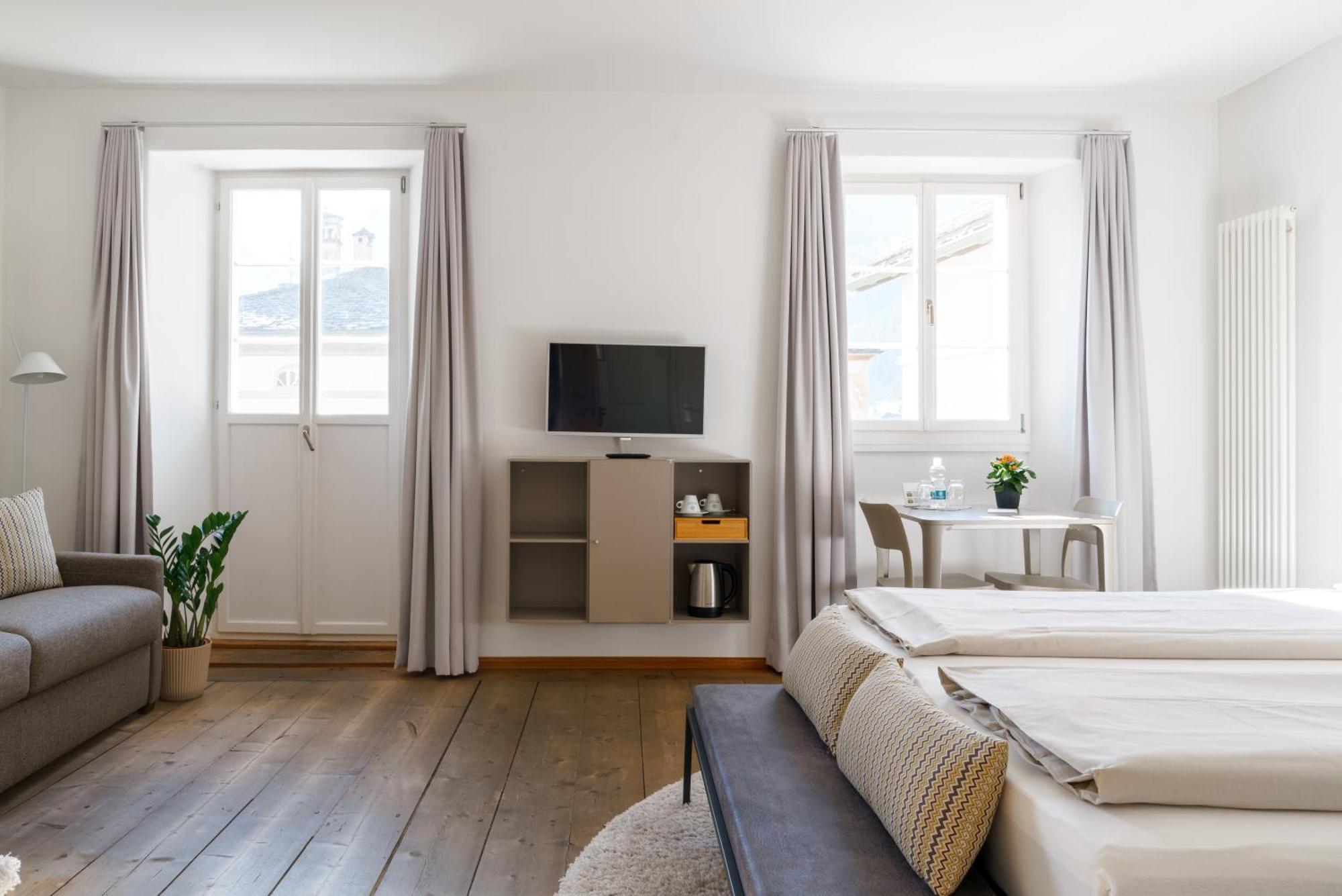 Ca' Del Borgo, Rooms & Suites Poschiavo Exterior photo